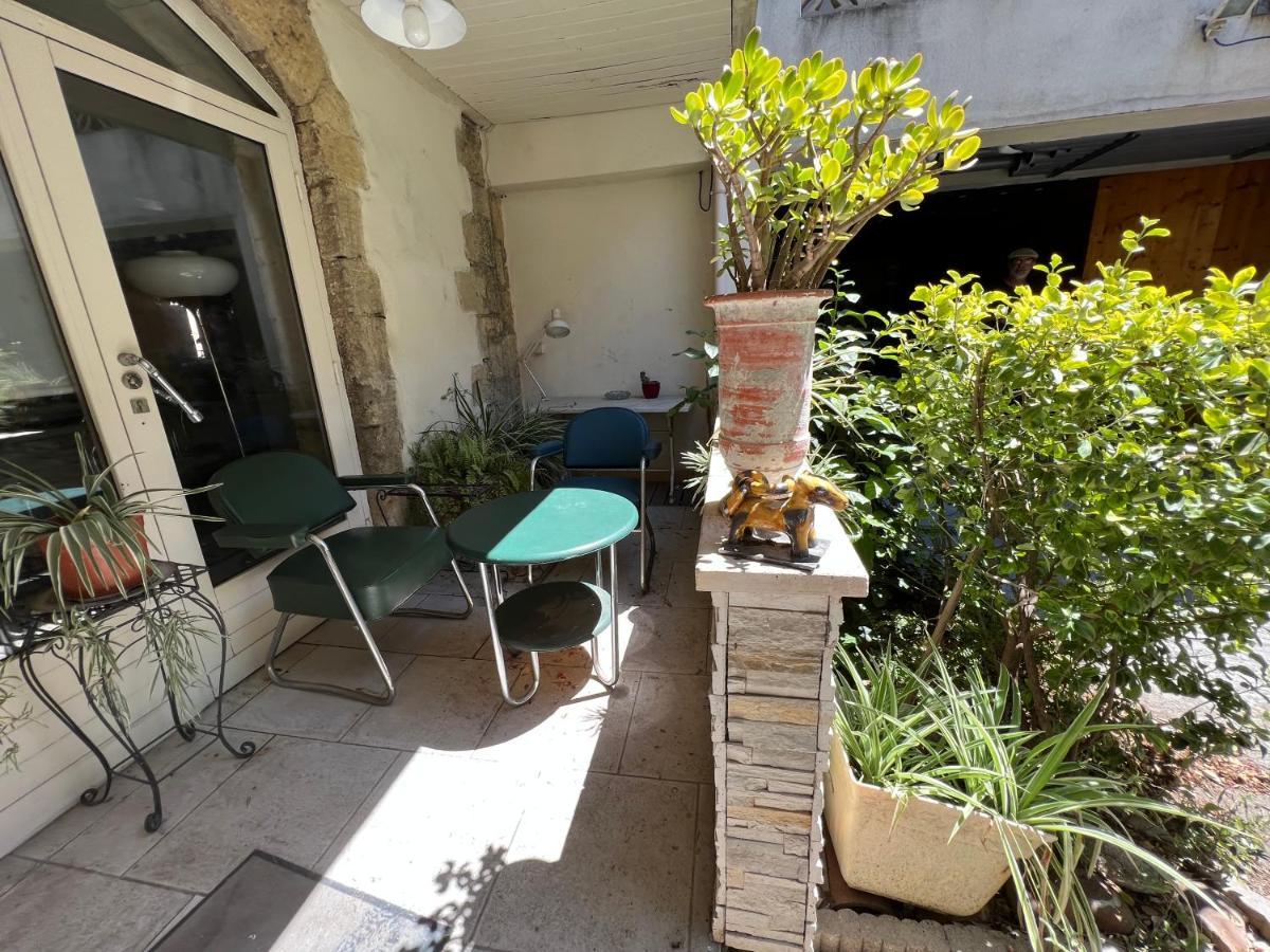 Studio Tres Calme En Plein Centre Ville Entree Independante Lunel  Exterior photo